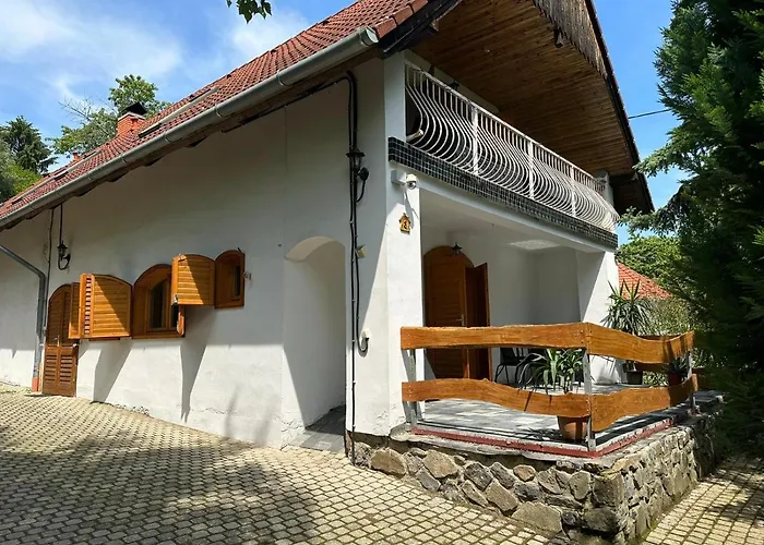 Parraghegy Apartman Tatil Evi Zalaszanto